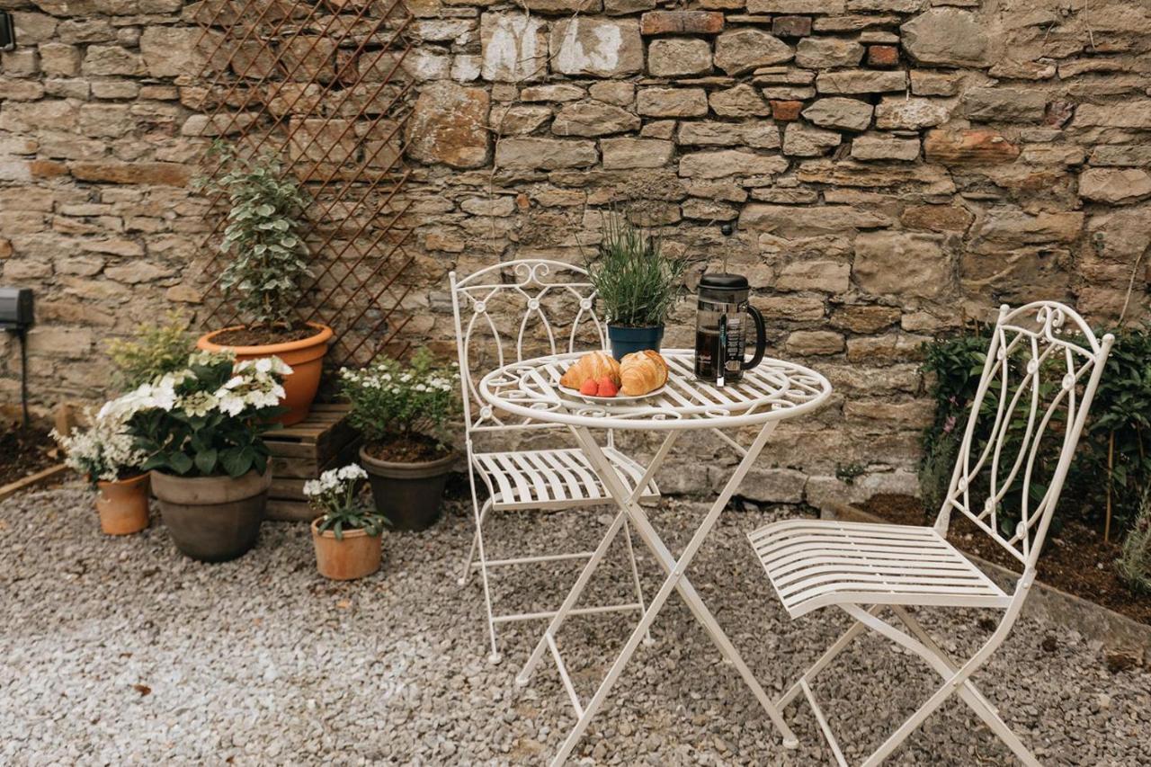 Wensleydale, Old School Rooms - Ground Floor Luxury Apartment In Richmond, North Yorkshire Richmond  Exteriör bild