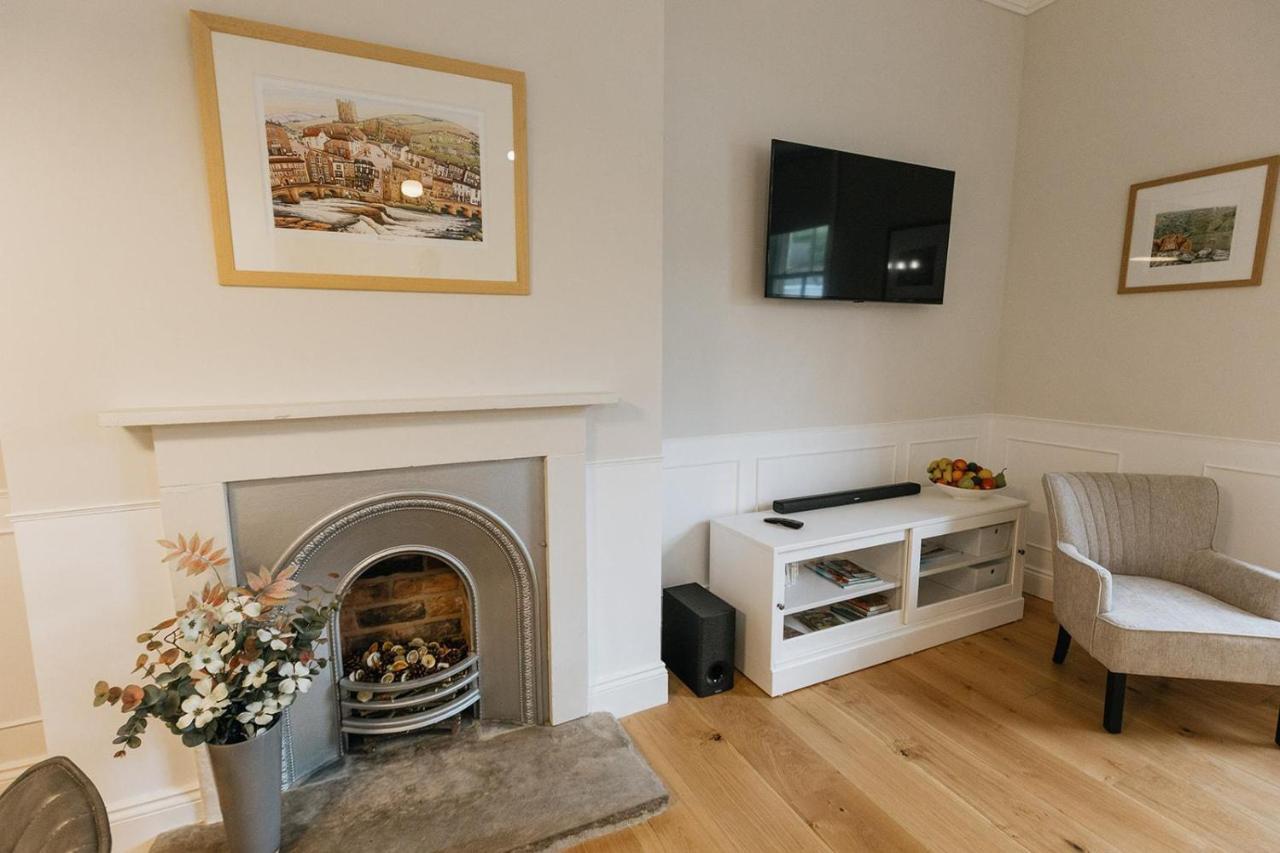Wensleydale, Old School Rooms - Ground Floor Luxury Apartment In Richmond, North Yorkshire Richmond  Exteriör bild