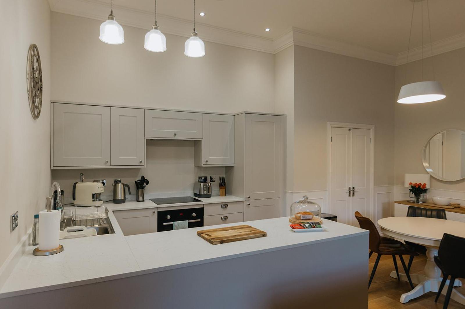 Wensleydale, Old School Rooms - Ground Floor Luxury Apartment In Richmond, North Yorkshire Richmond  Exteriör bild